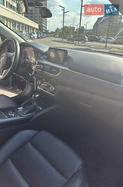 Седан Mazda 6 2015 в 