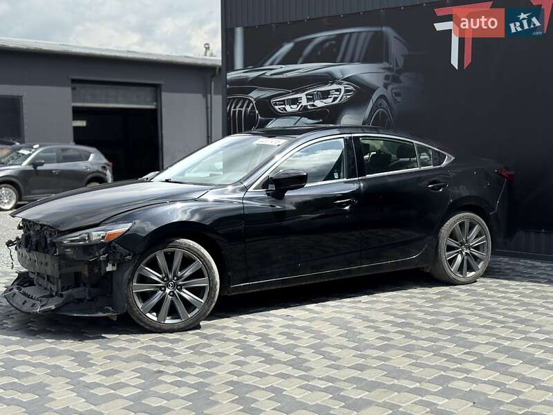 Седан Mazda 6 2018 в Львове
