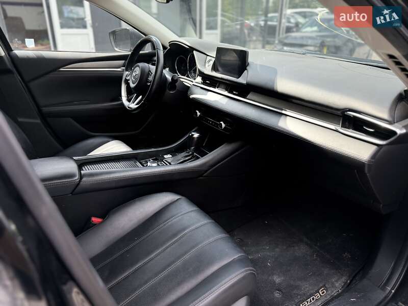 Седан Mazda 6 2018 в Львове
