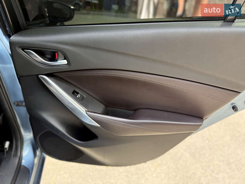 Седан Mazda 6 2015 в Києві