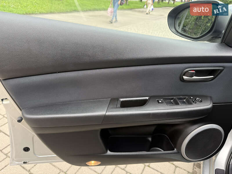 Седан Mazda 6 2009 в Рівному