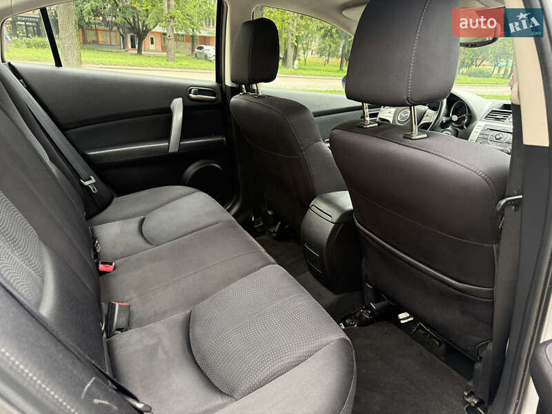 Седан Mazda 6 2009 в Рівному