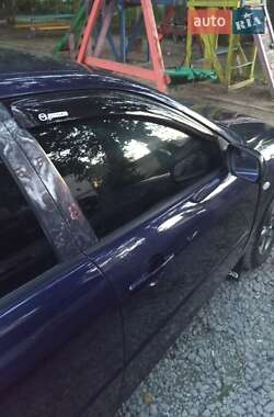 Лифтбек Mazda 6 2003 в Кельменцах