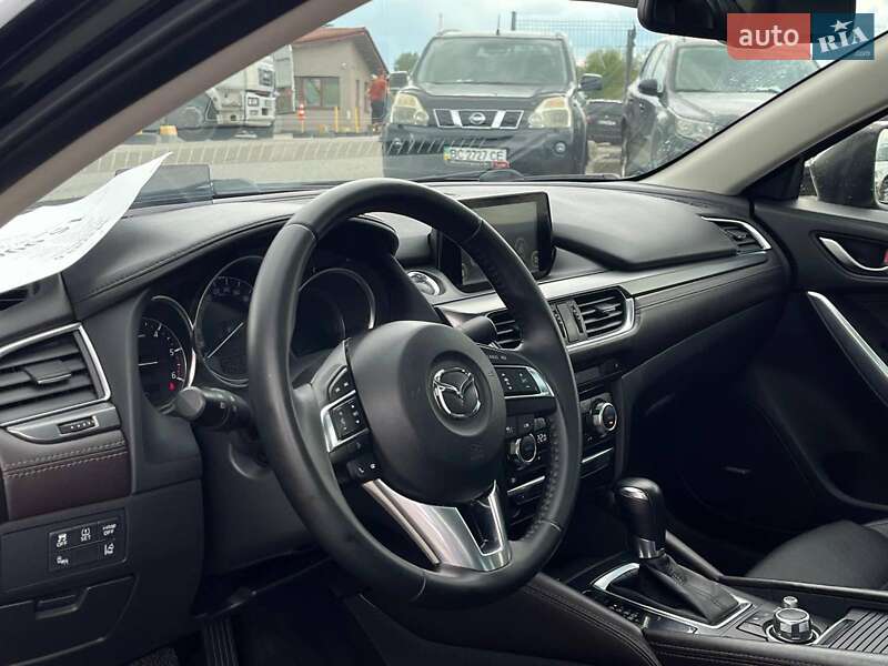 Седан Mazda 6 2015 в Львове