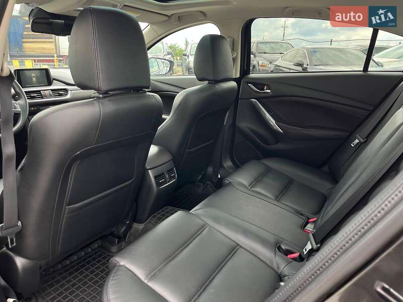Седан Mazda 6 2015 в Львове