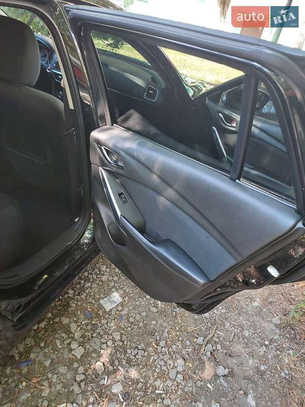 Універсал Mazda 6 2013 в Дніпрі