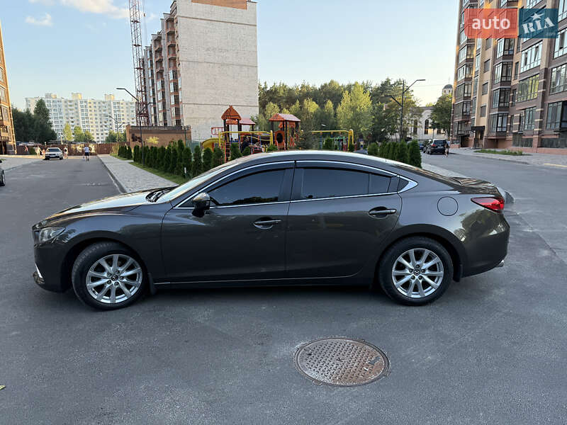 Седан Mazda 6 2015 в Чернигове