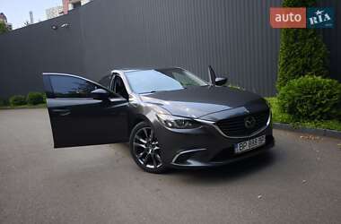 Седан Mazda 6 2017 в 
