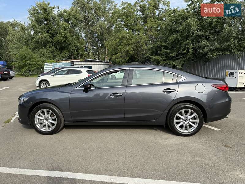 Седан Mazda 6 2016 в Киеве