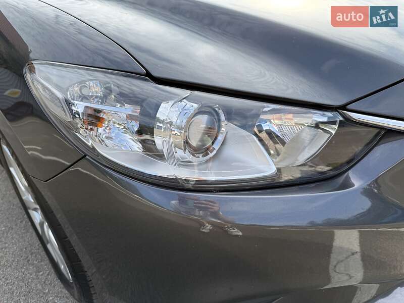 Седан Mazda 6 2016 в Киеве