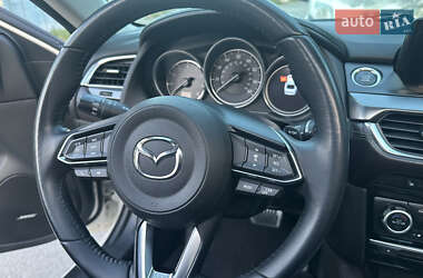 Седан Mazda 6 2017 в 