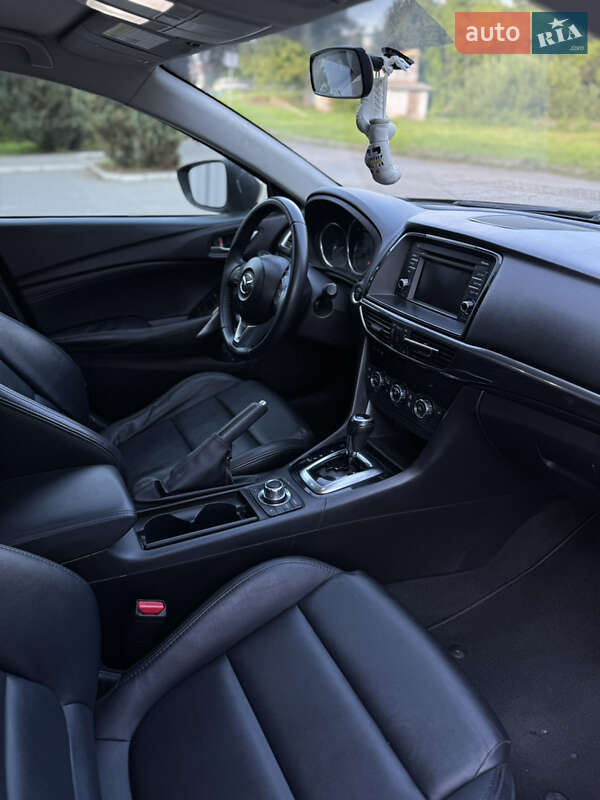 Седан Mazda 6 2013 в Хмельницком