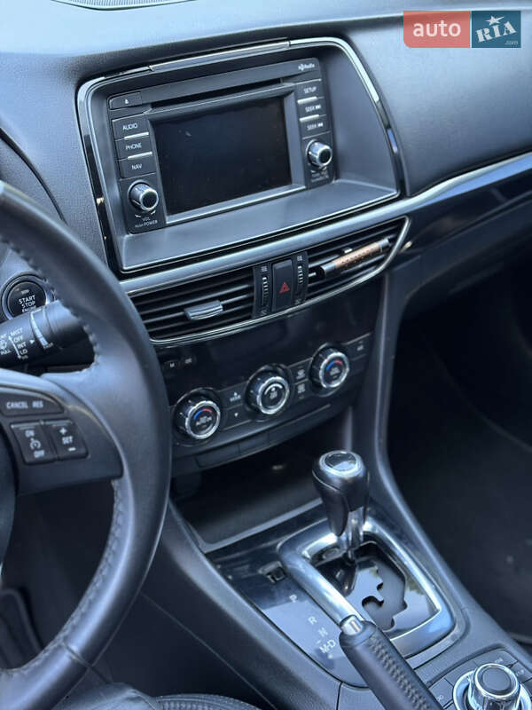 Седан Mazda 6 2013 в Хмельницком