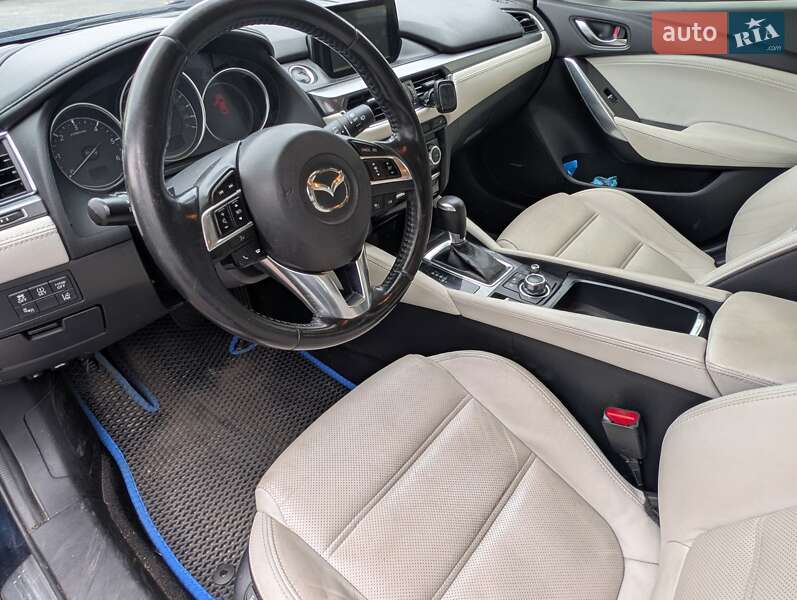 Универсал Mazda 6 2016 в Киеве
