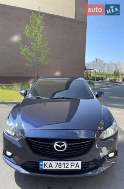 Седан Mazda 6 2014 в 