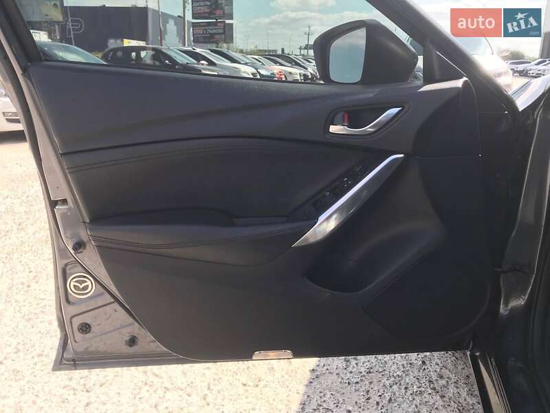 Седан Mazda 6 2014 в Львове