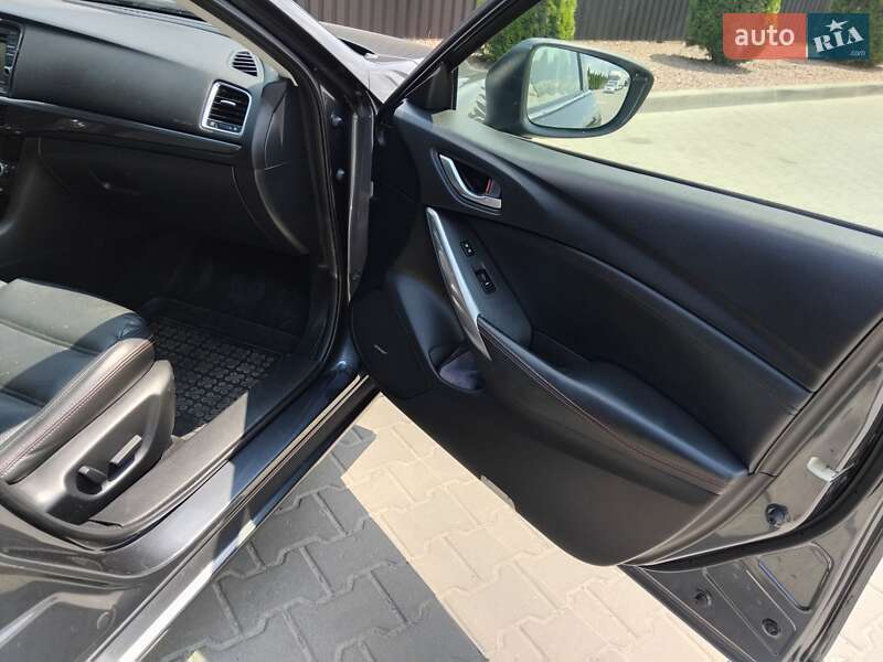 Седан Mazda 6 2014 в Тернополе