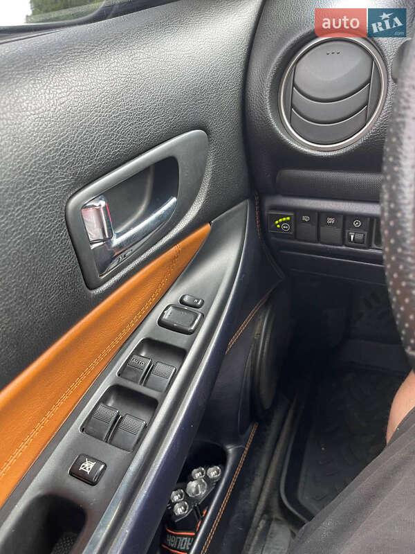 Седан Mazda 6 2003 в Ивано-Франковске