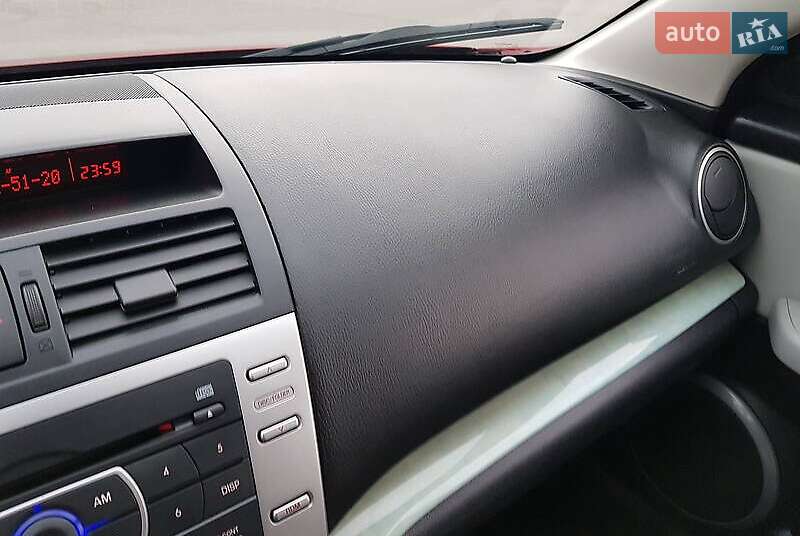 Седан Mazda 6 2008 в Черновцах
