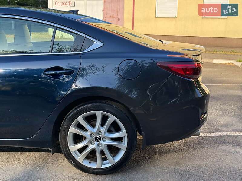 Седан Mazda 6 2015 в Запорожье