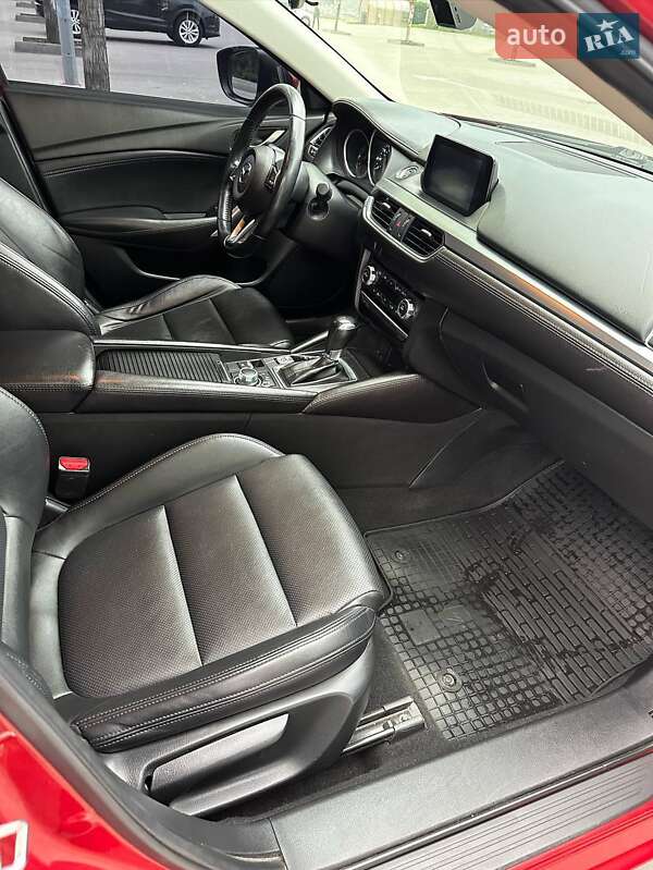 Седан Mazda 6 2017 в Ивано-Франковске