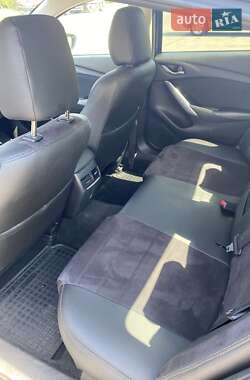 Седан Mazda 6 2016 в 