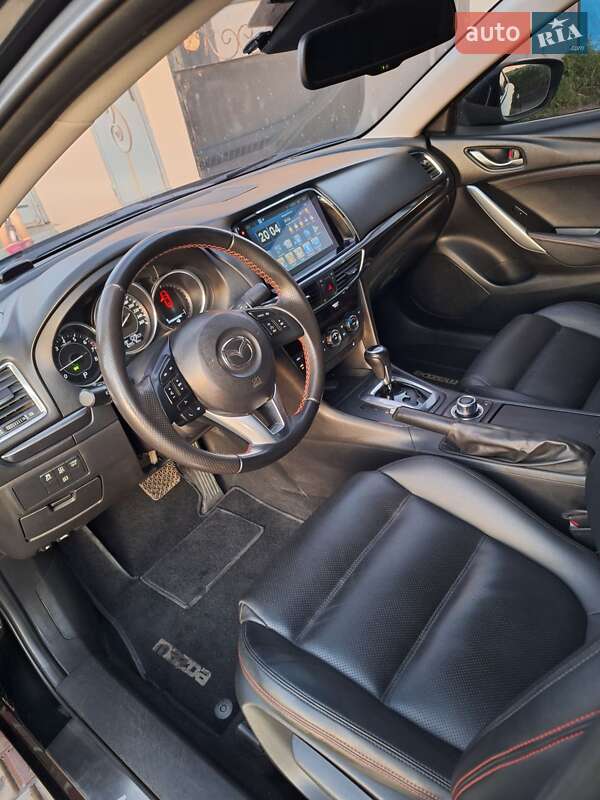 Седан Mazda 6 2013 в Новомосковске
