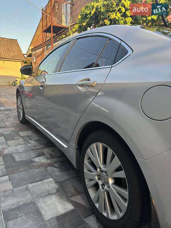 Седан Mazda 6 2009 в Ровно