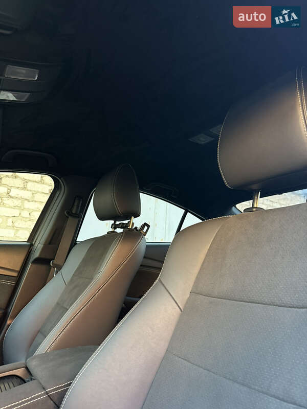 Седан Mazda 6 2015 в Кривом Роге