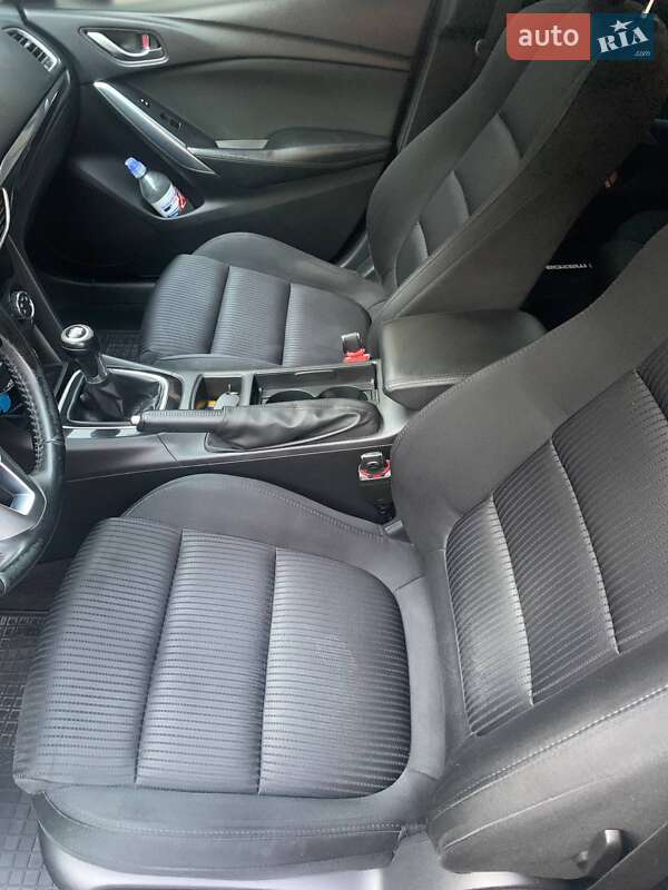 Седан Mazda 6 2013 в Днепре