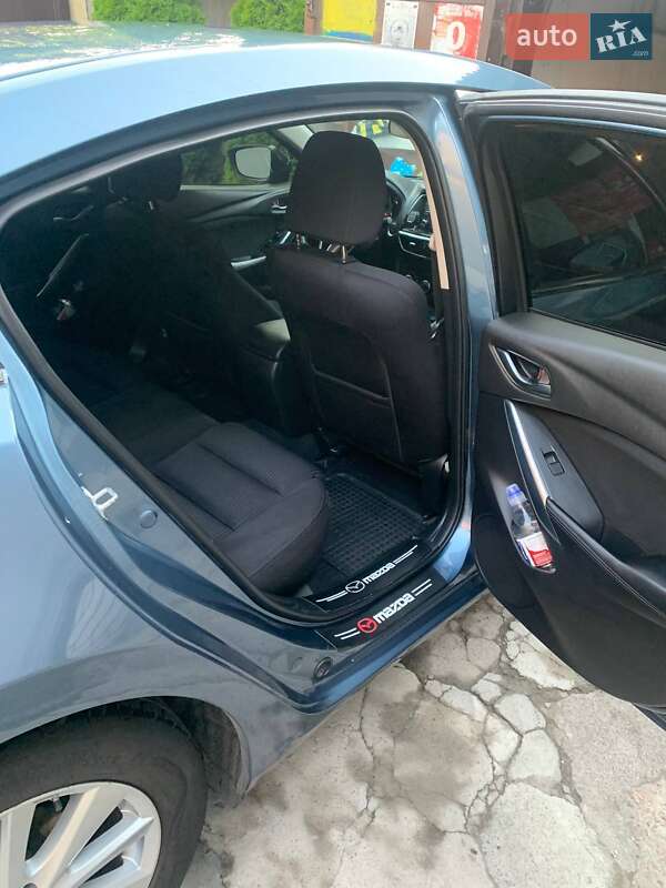 Седан Mazda 6 2013 в Днепре