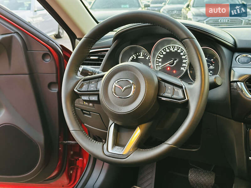 Седан Mazda 6 2017 в Харькове