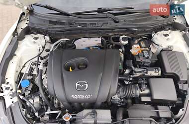 Седан Mazda 6 2015 в 