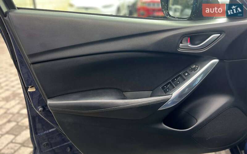 Седан Mazda 6 2012 в Ивано-Франковске