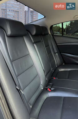 Седан Mazda 6 2012 в 