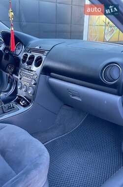 Седан Mazda 6 2004 в 
