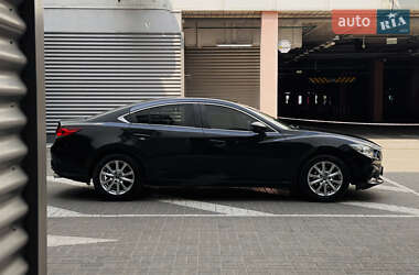 Седан Mazda 6 2014 в 