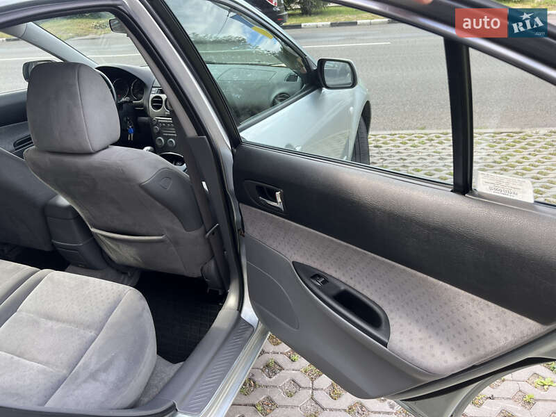 Лифтбек Mazda 6 2004 в Харькове