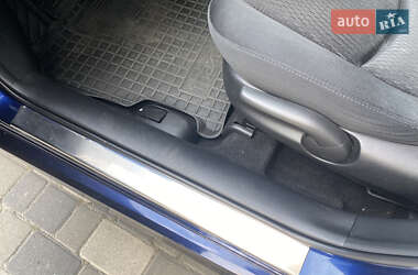 Седан Mazda 6 2011 в 