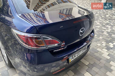 Седан Mazda 6 2011 в 