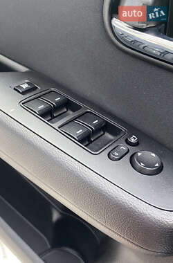 Седан Mazda 6 2011 в 