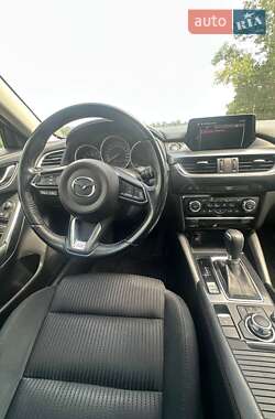 Седан Mazda 6 2017 в 