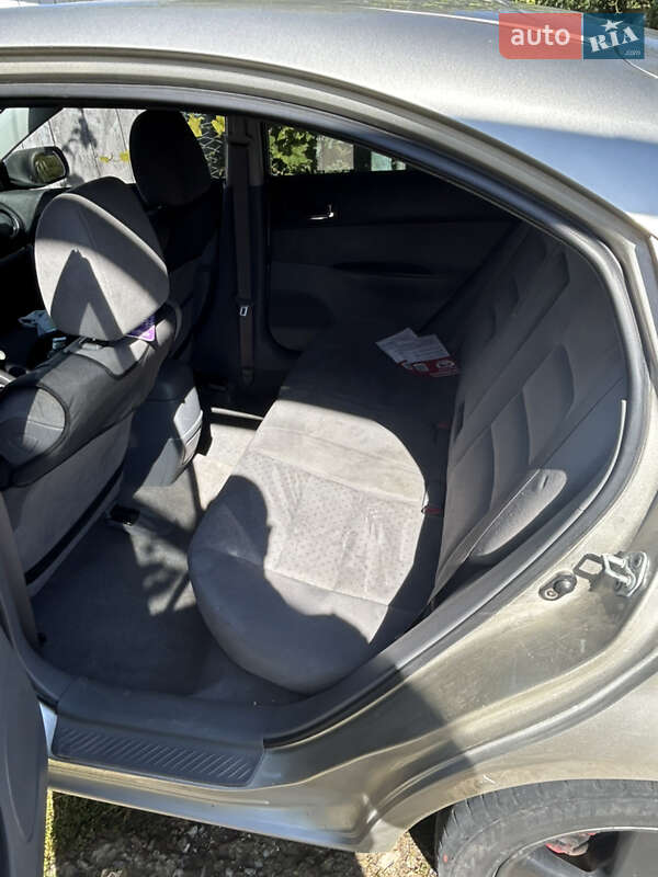 Лифтбек Mazda 6 2004 в Волочиске