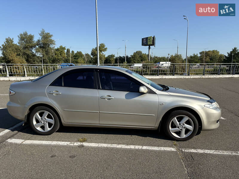 Седан Mazda 6 2002 в Киеве
