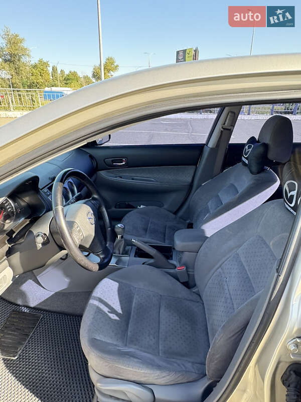 Седан Mazda 6 2002 в Киеве