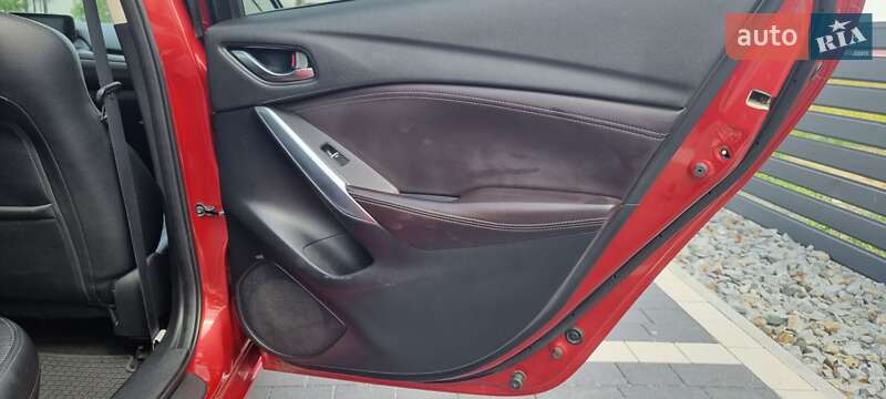 Седан Mazda 6 2015 в Мукачево