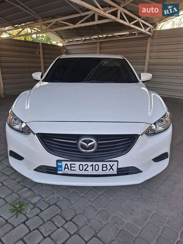 Седан Mazda 6 2016 в 