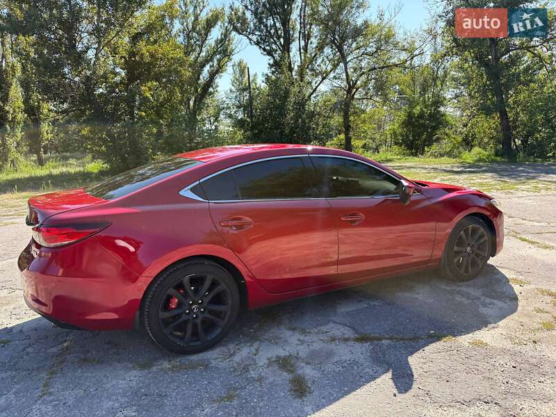 Седан Mazda 6 2015 в Кременчуге