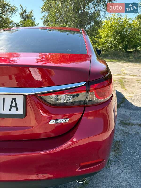 Седан Mazda 6 2015 в Кременчуге