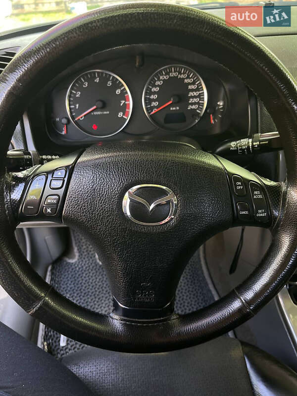 Седан Mazda 6 2003 в Ужгороде